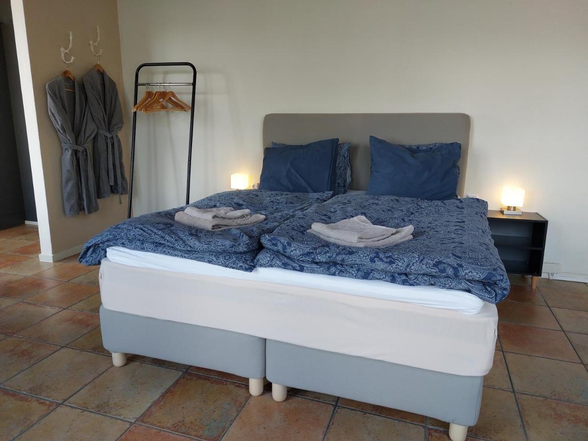 Luxe Gastenverblijf In Het Hart Van Friesland Akkrum Ngoại thất bức ảnh